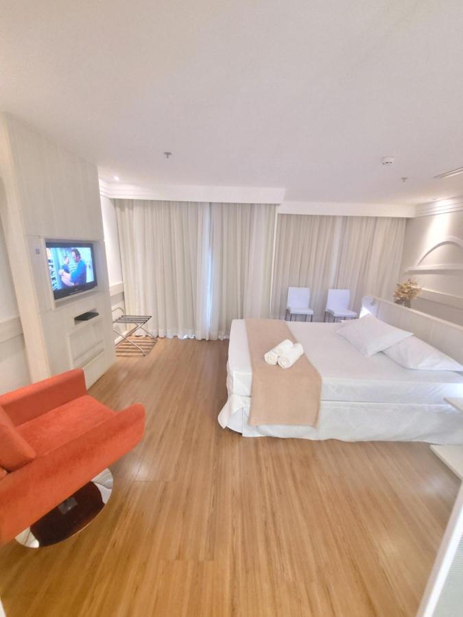 Flat Mercure Brasilia Lider By Rei Dos Flats Exterior photo