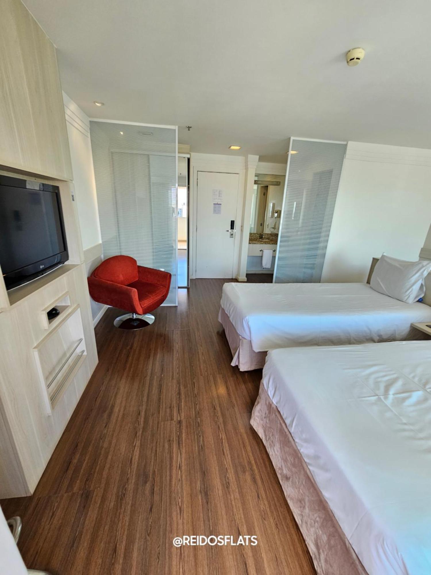 Flat Mercure Brasilia Lider By Rei Dos Flats Exterior photo